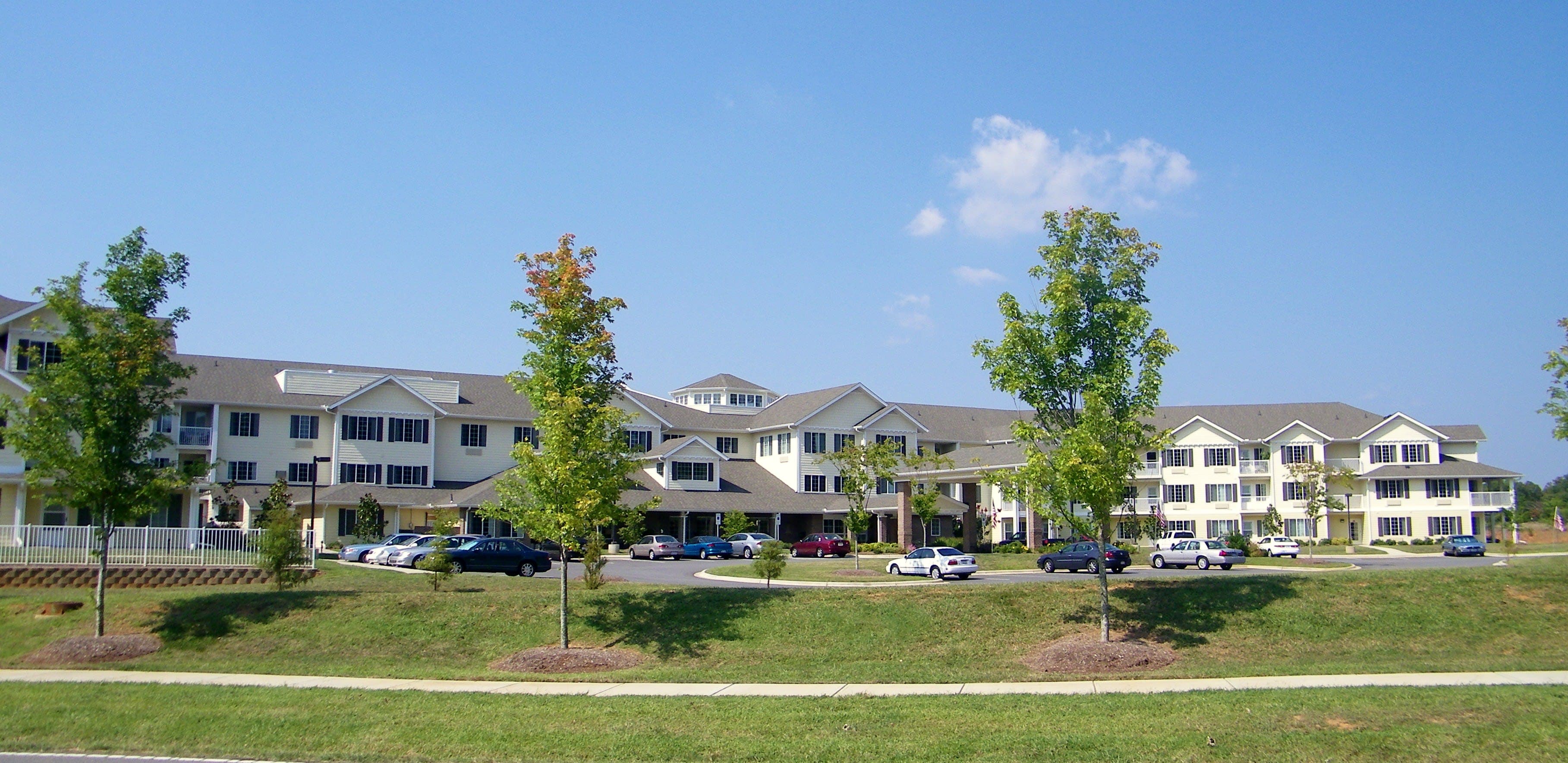 Oak Park Retirement in Salisbury, NC - Main View