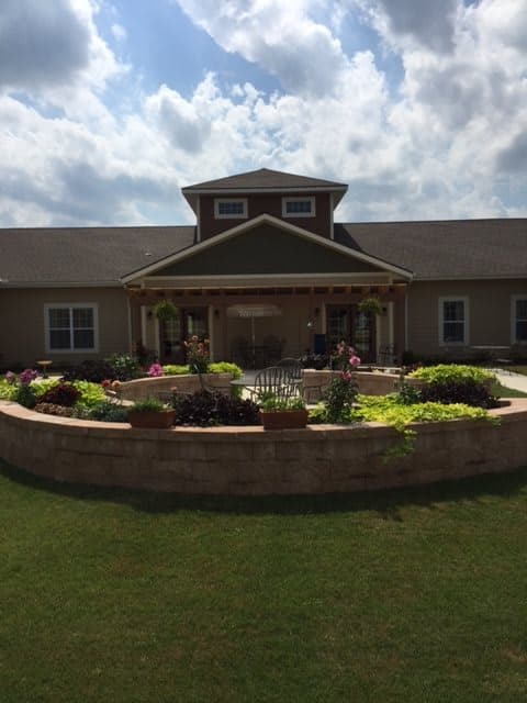 Oak Pointe of Neosho, a Viva Community in Neosho, MO - Main View