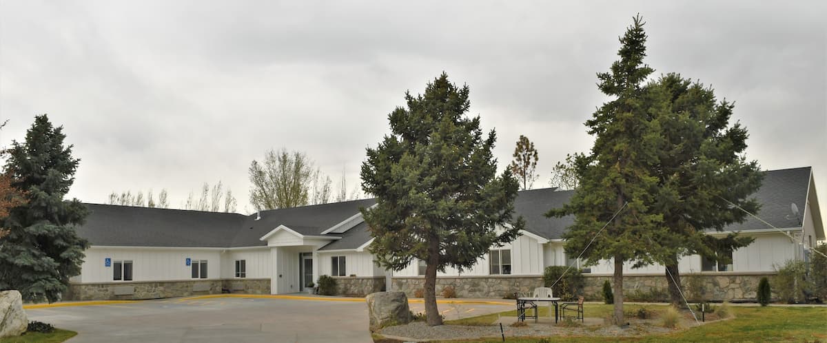 Oak Ridge Assisted Living in Centerville, UT - Main View