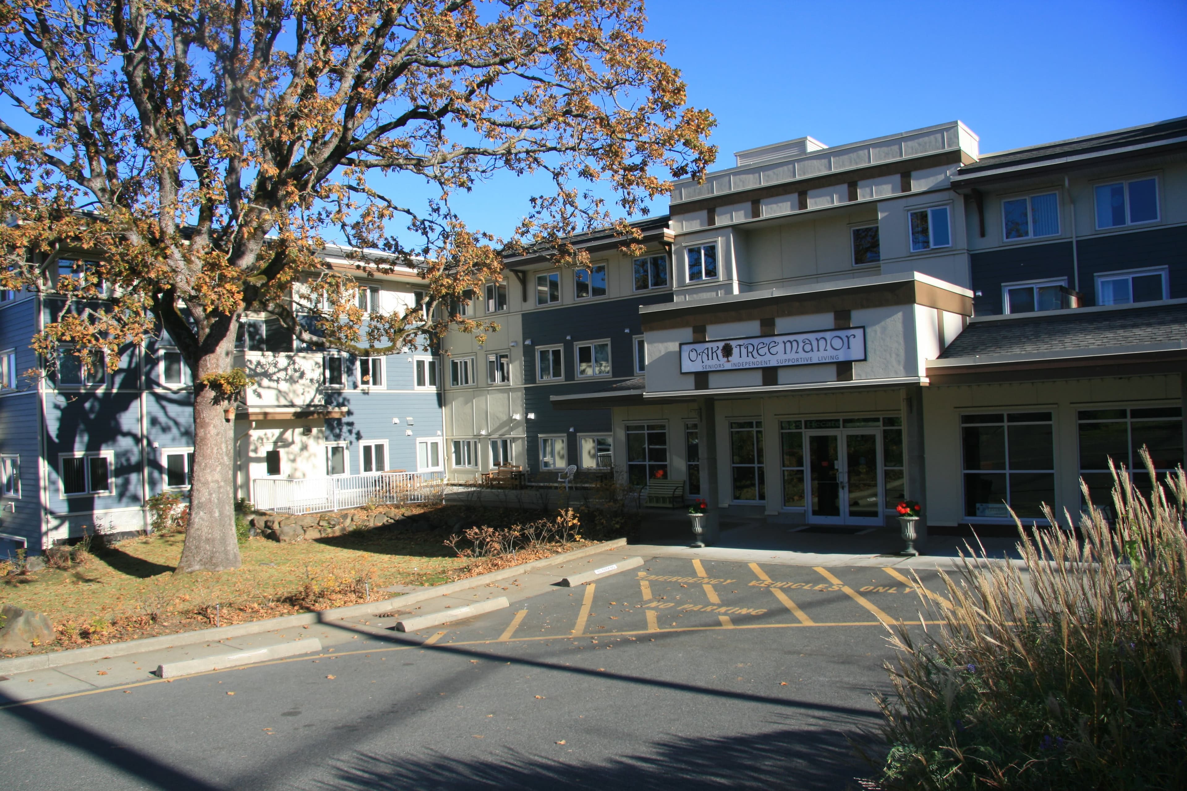 Oak Tree Manor in Nanaimo, BC