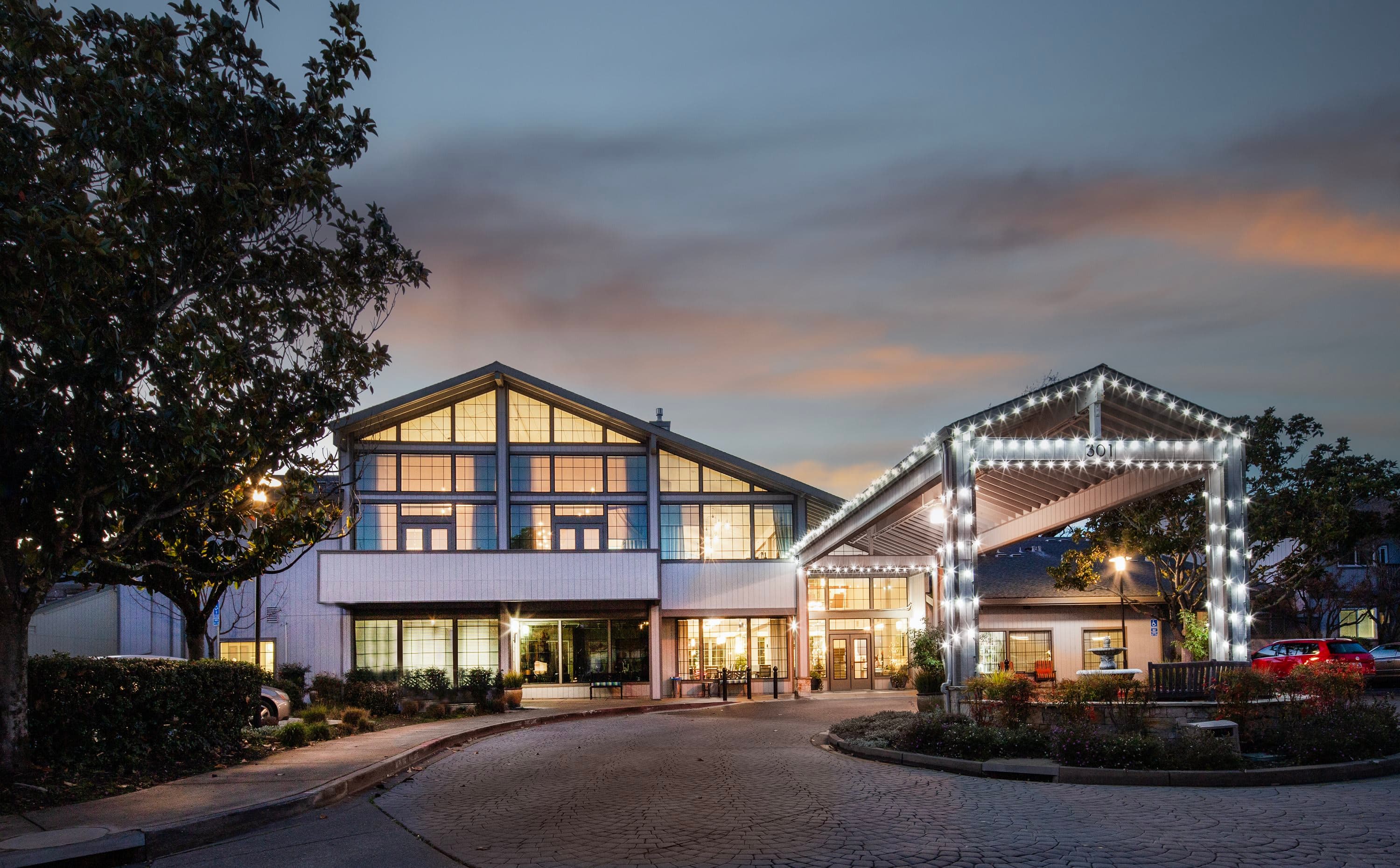 Oakmont Gardens in Santa Rosa, CA - Main View