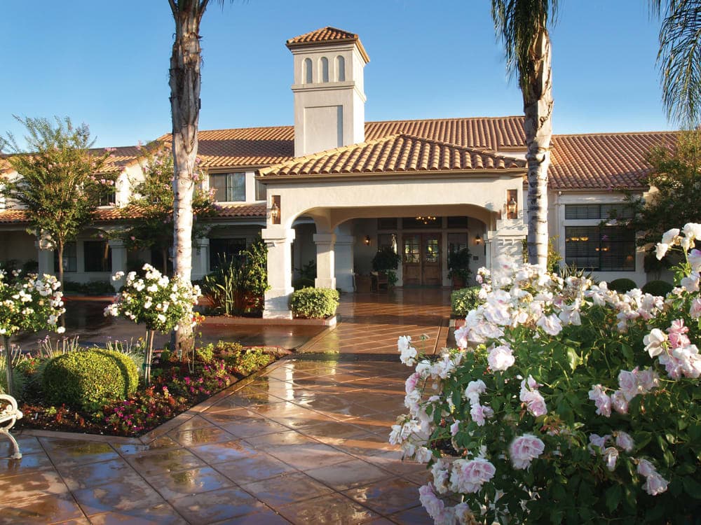 Oakmont of Escondido Hills in Escondido, CA - Main View