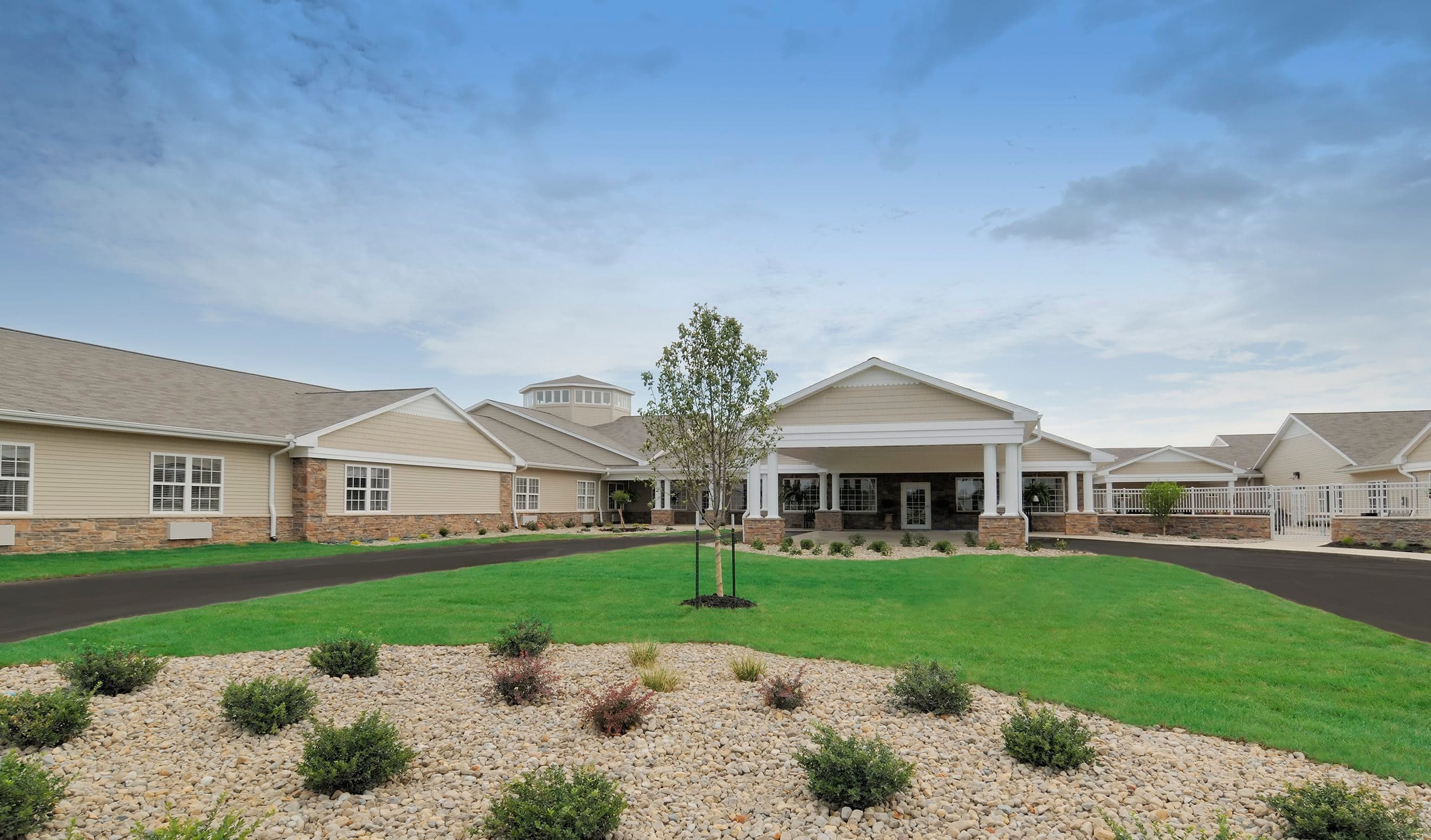 Orchard Grove Senior Living in Romeo, MI - Main View