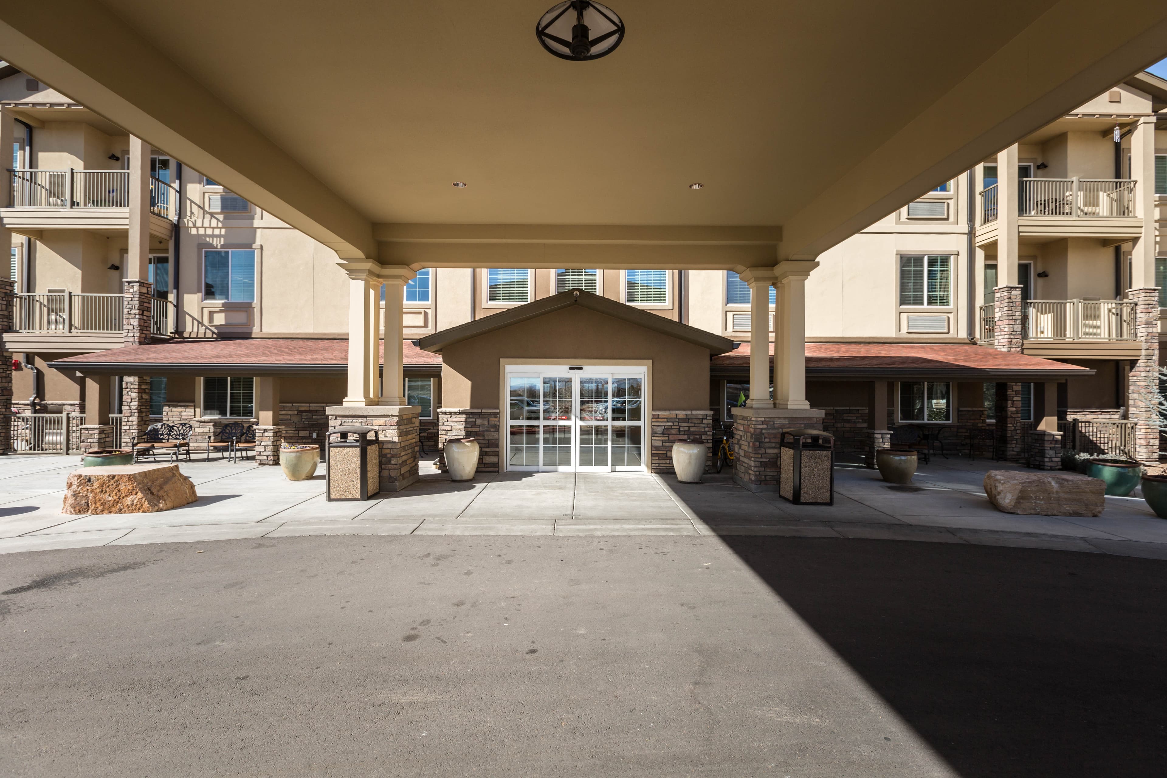 Palmilla Senior Living in Albuquerque, NM - Main View