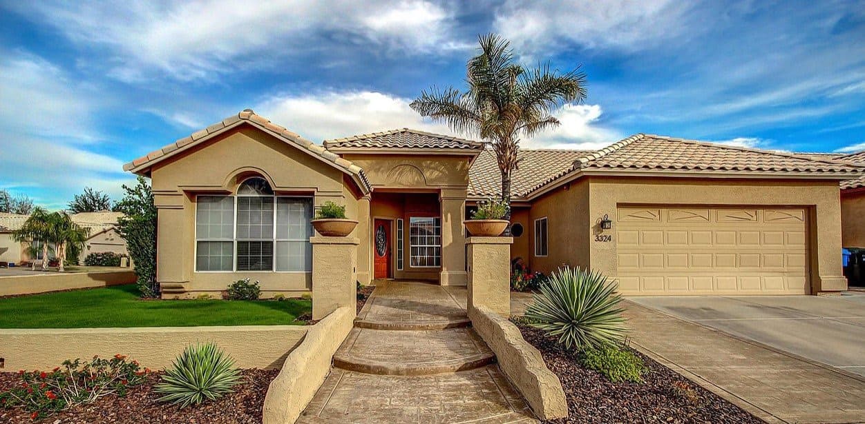 Paradise Valley Loving Care ALH in Phoenix, AZ - Main View