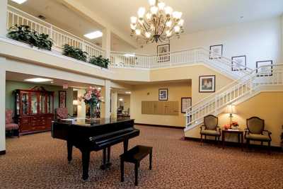 Paramount Senior Living at Manassas in Manassas, VA - Main View