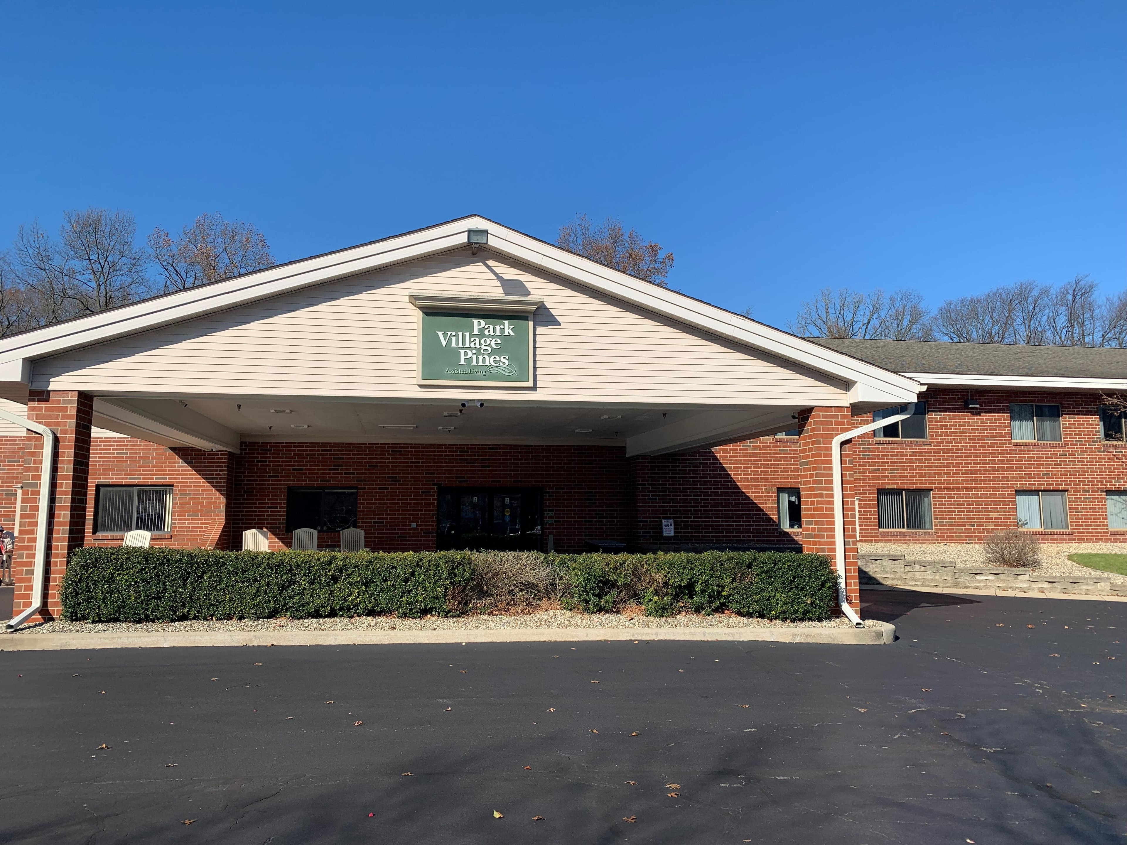 Park Village Pines in Kalamazoo, MI - Main View