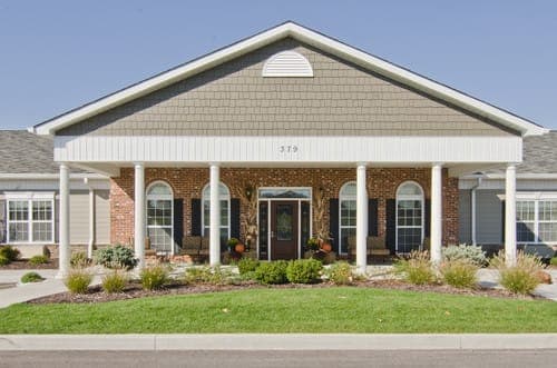 Parkway Gardens Senior Living in Fairview Heights, IL - Main View