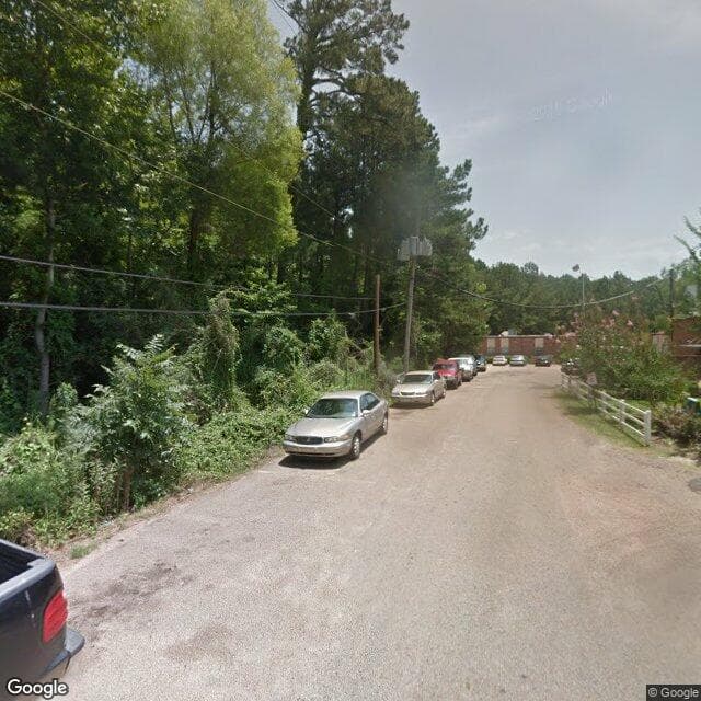Pine Crest Guest Home in Hazlehurst, MS - Main View