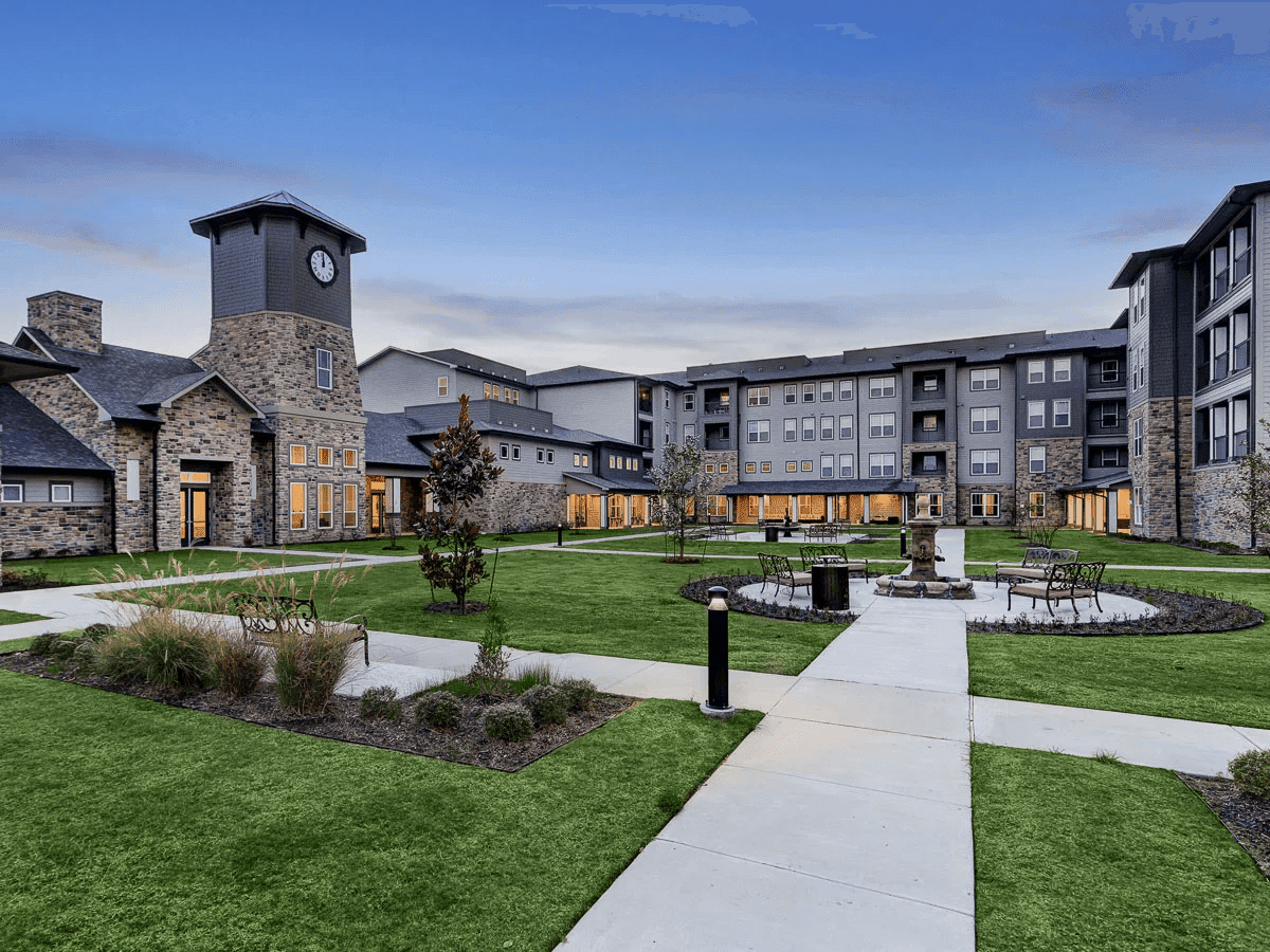 Pinnacle Groves in Rogers, AR - Main View