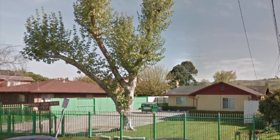 Diana'S Care Home in Hayward, CA - Main View
