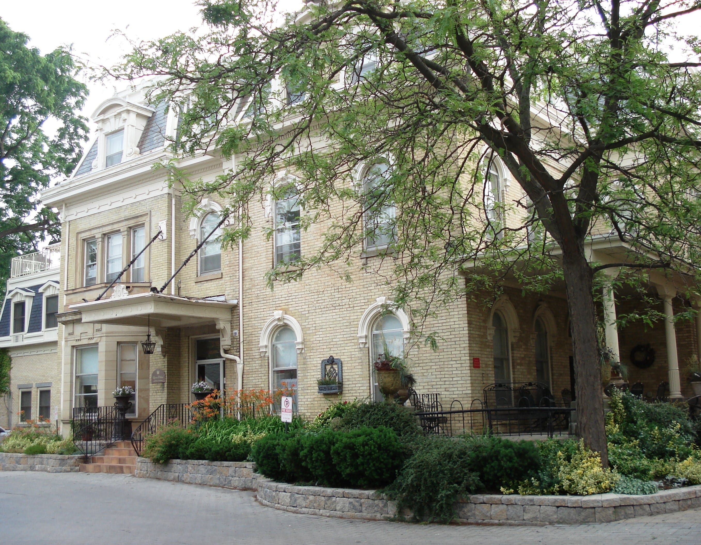 Queens Village for Seniors in London, ON