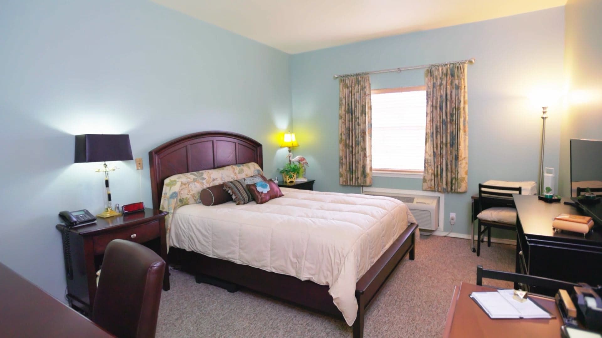 Rainbow Health Care Community and Rainbow Assisted Living Community - Senior living in Bristow, Oklahoma
