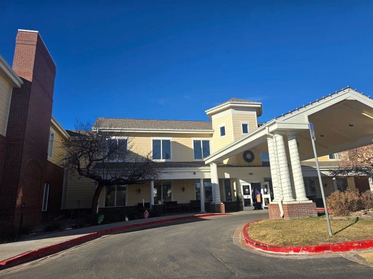 Lakewood Reserve Senior Living in Lakewood, CO