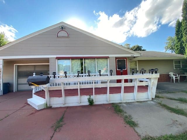 Richfield Senior Suites in Richfield, MN