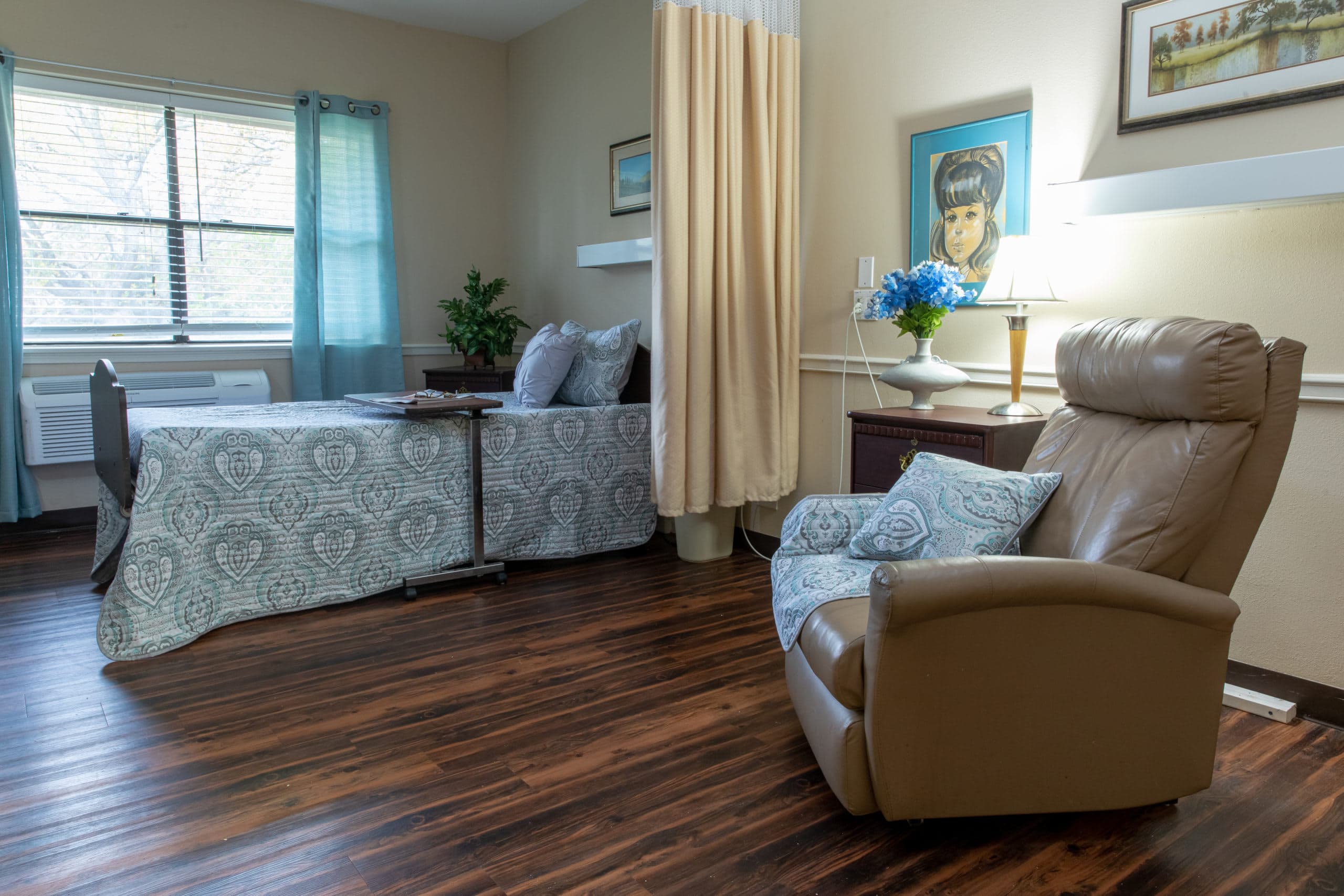 Ridgecrest Retirement and Healthcare Community in Waco, TX - Main View