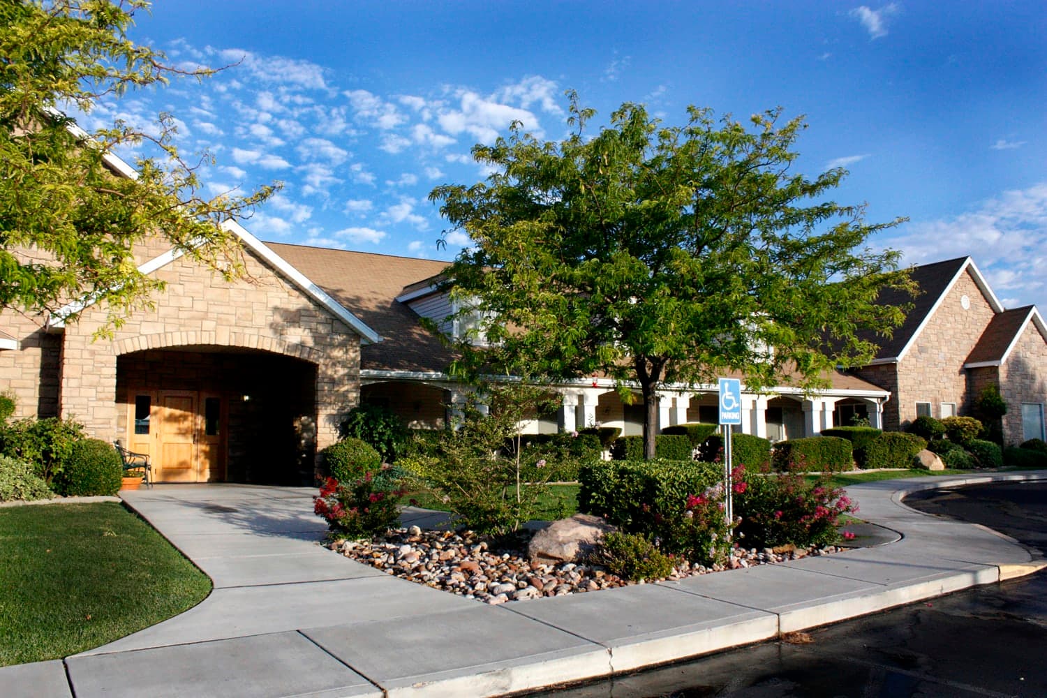 Ridgeview Gardens of St. George in Saint George, UT - Main View