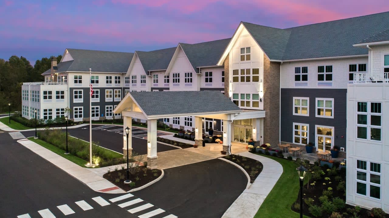 Riverbend at Farmington in Farmington, CT - Main View