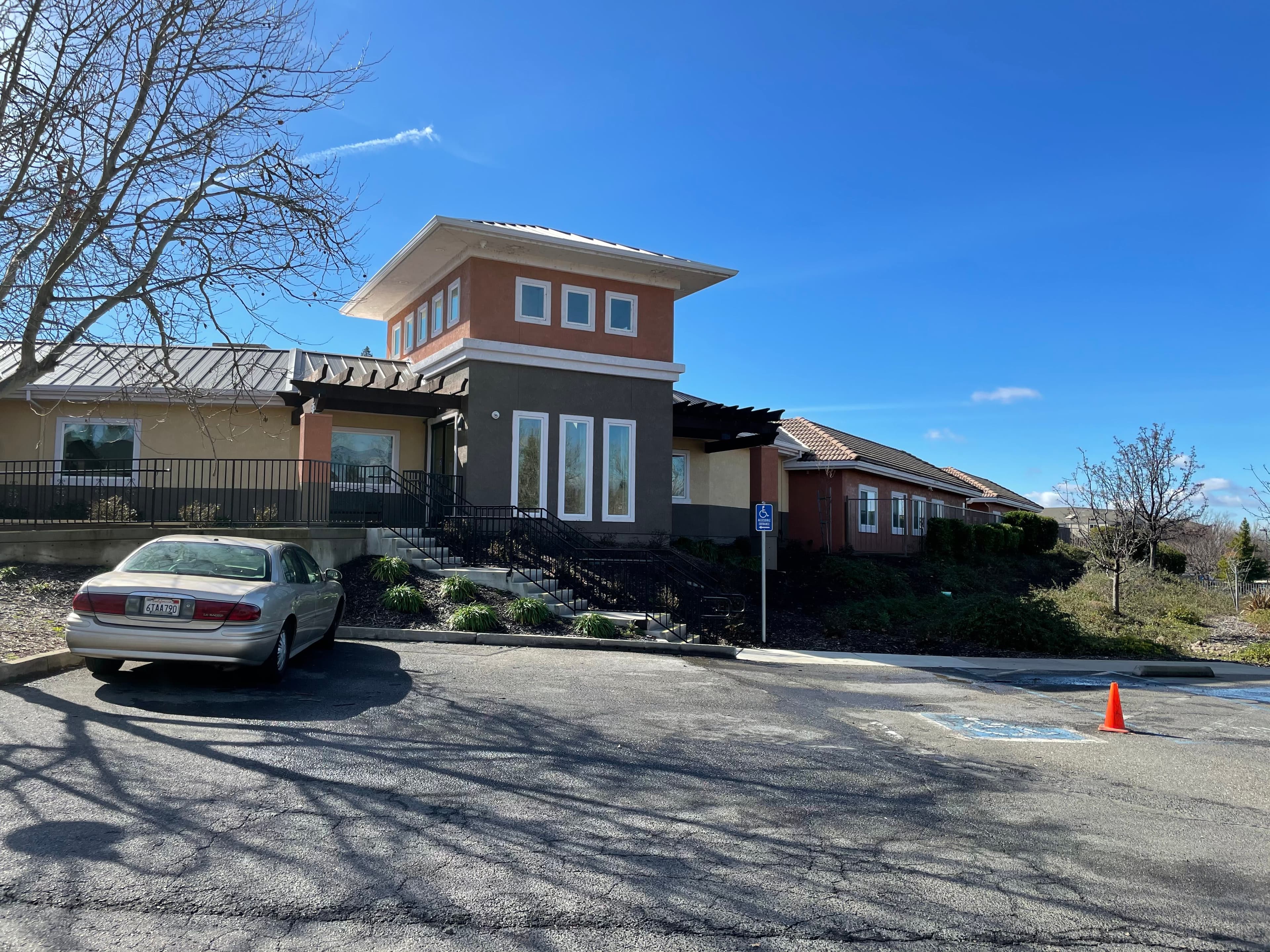 Roseleaf Gardens in Chico, CA - Main View