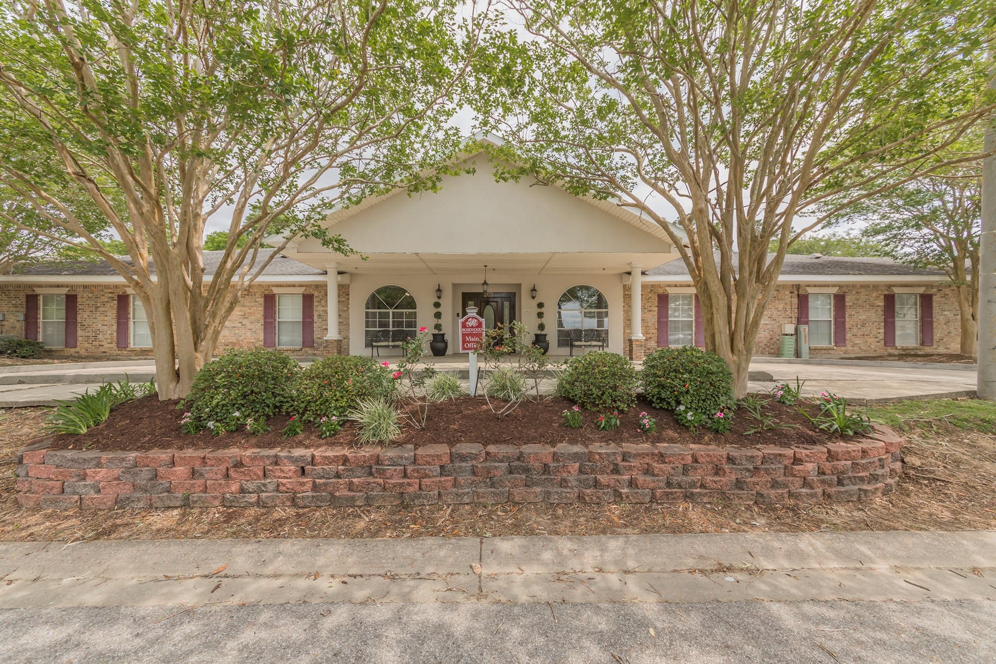 Rosewood Retirement and Assisted Living in Lafayette, LA - Main View