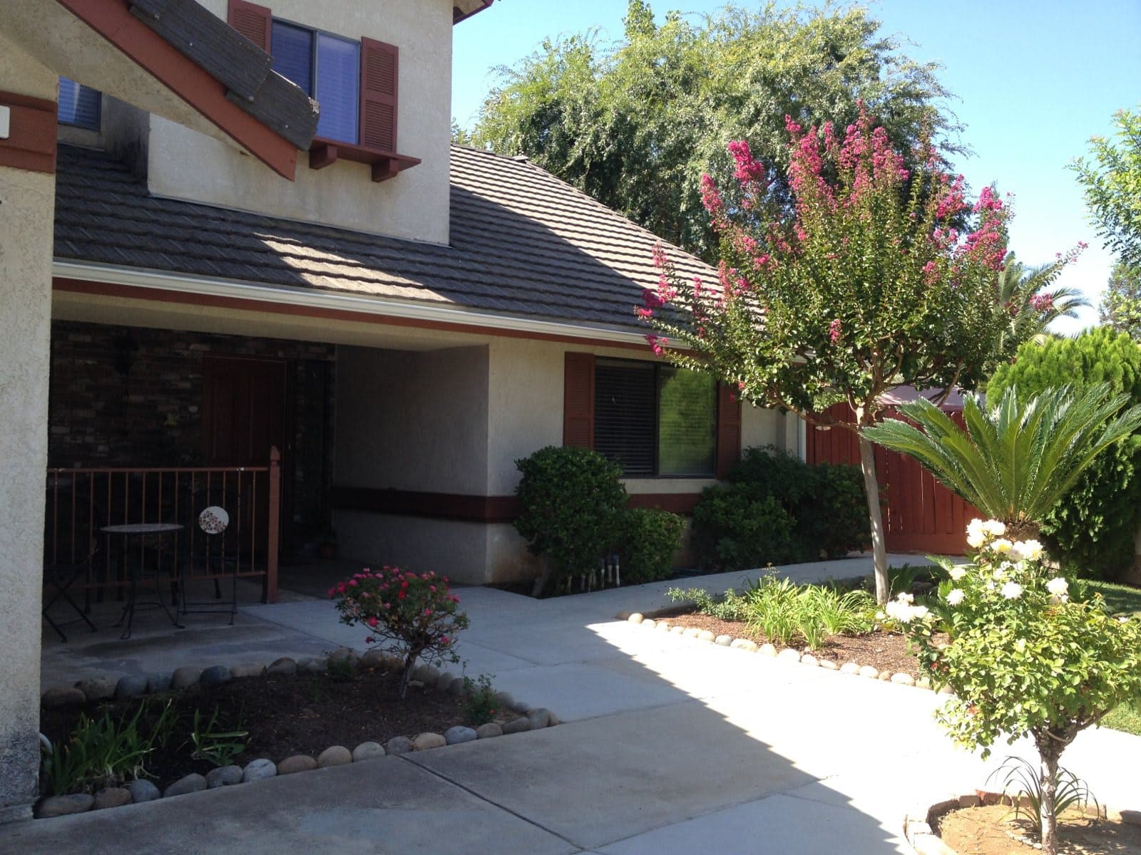 Royal Gardens I in Fresno, CA - Main View