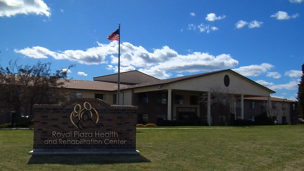 Royal Plaza of Olympus Living in Lewiston, ID - Main View