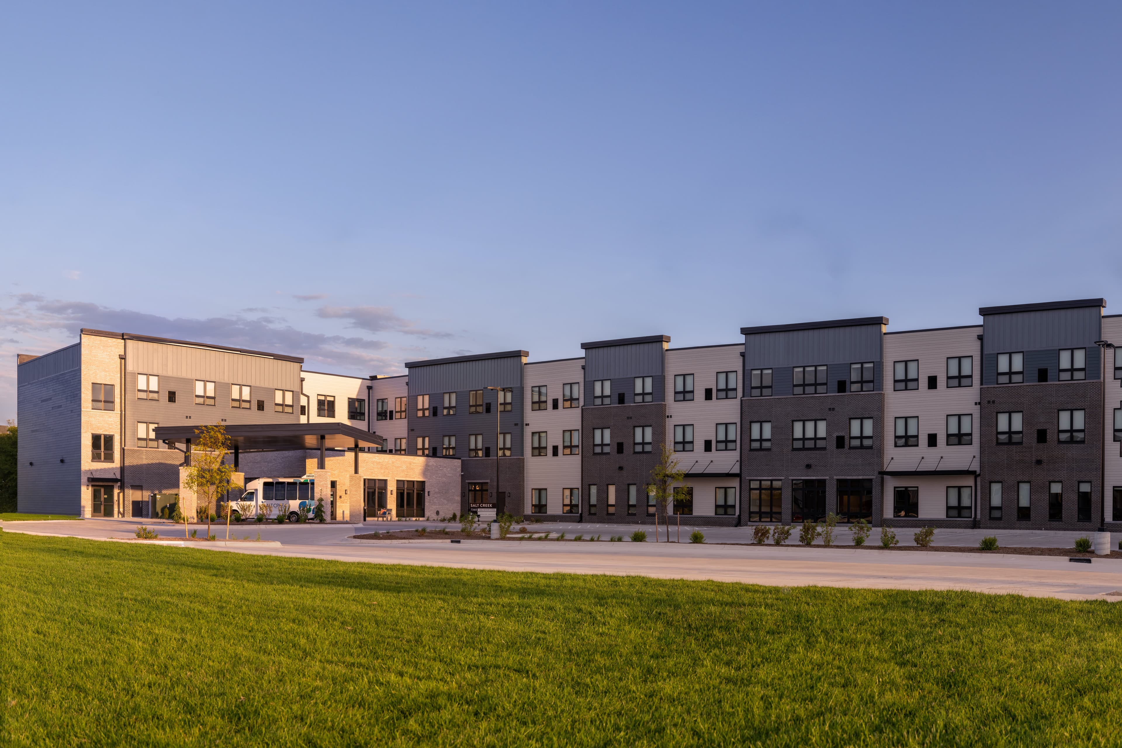 Salt Creek Senior Living in Lincoln, NE - Main View