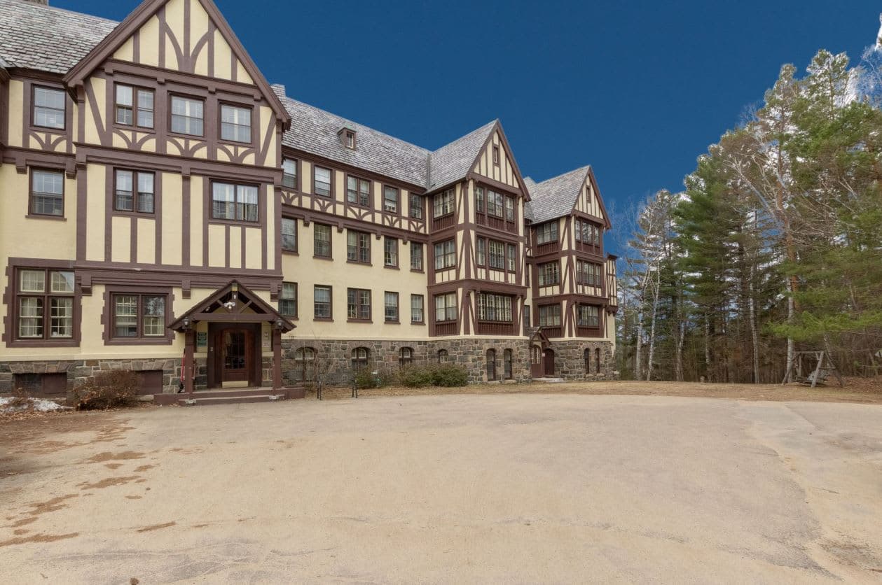 Saranac Village at Will Rogers in Saranac Lake, NY - Main View