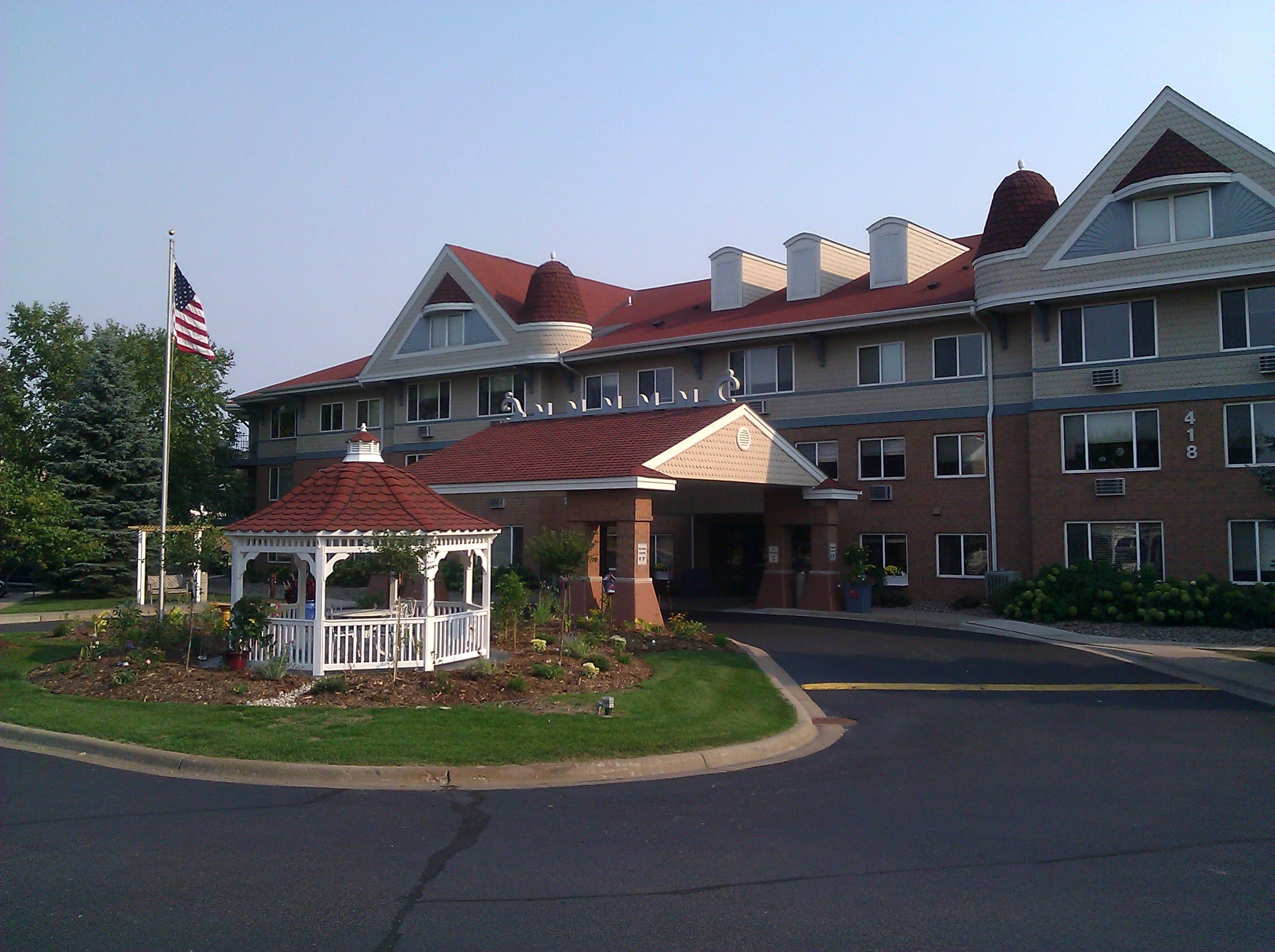 Scandia Shores in Shoreview, MN - Main View