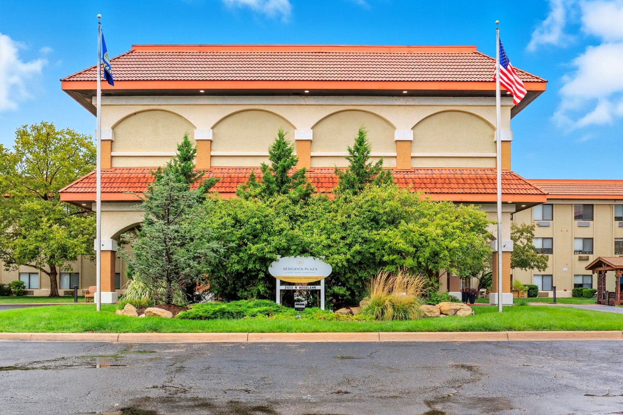 Sedgwick Plaza in Wichita, KS - Main View