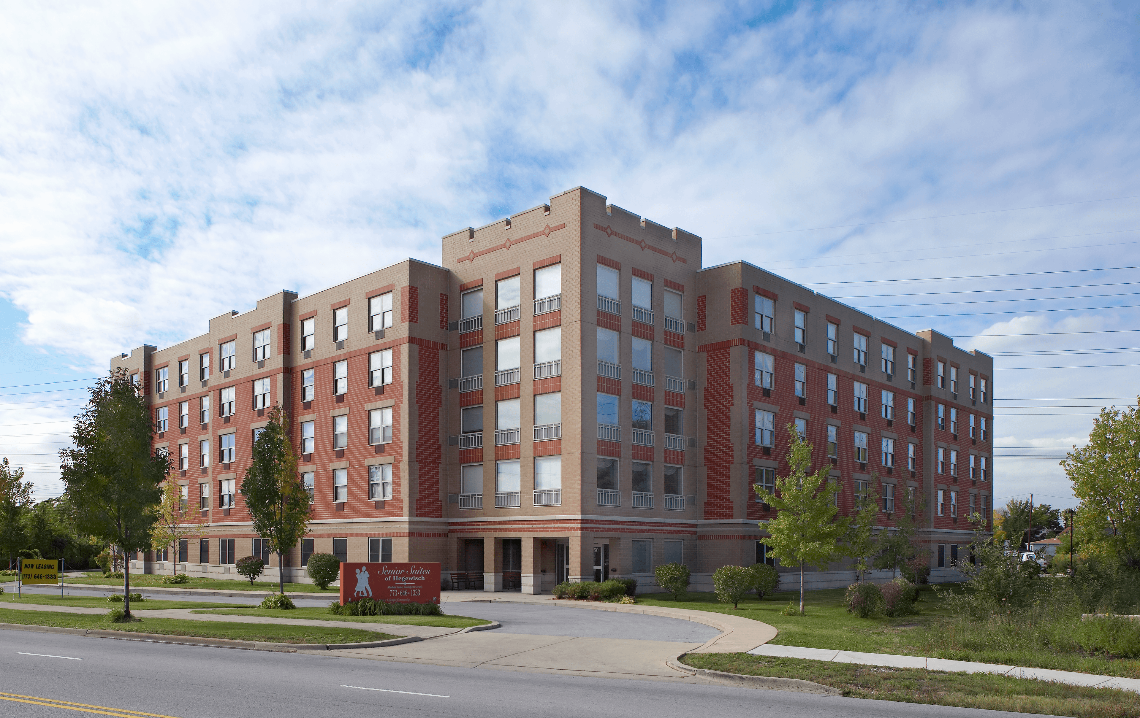 Senior Suites of Hegewisch in Chicago, IL - Main View