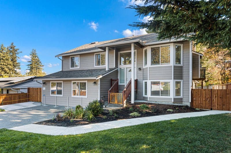 Sesina Adult Family Home in Mountlake Terrace, WA - Main View