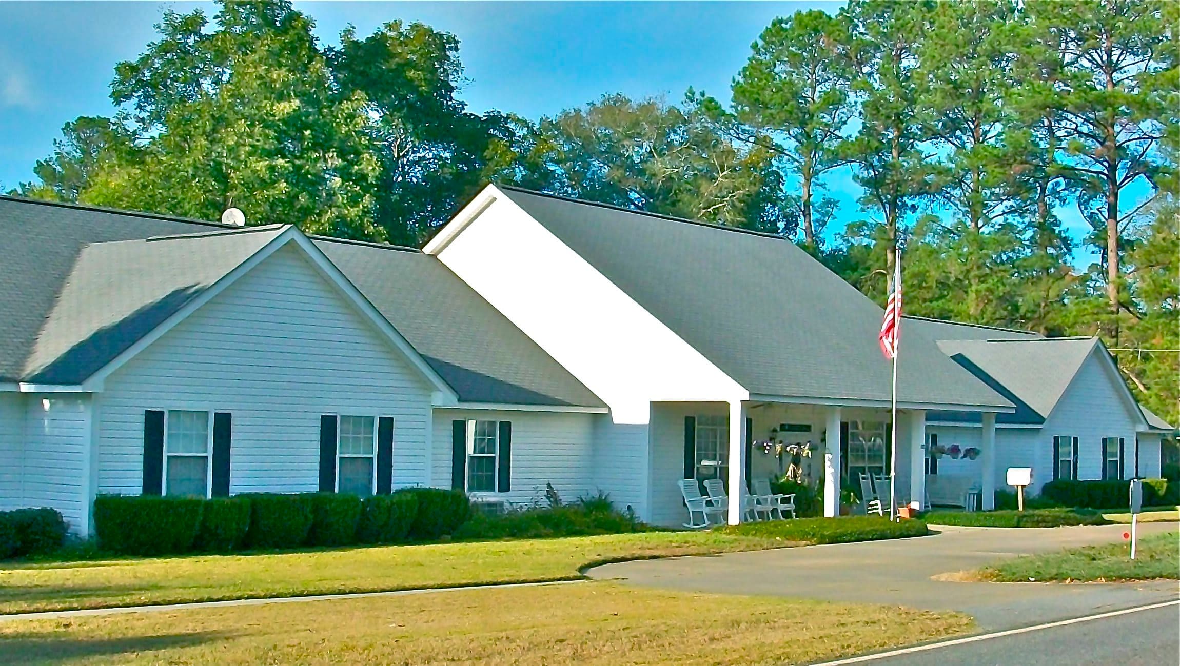 Seymour Southern Comforts in Bronwood, GA - Main View