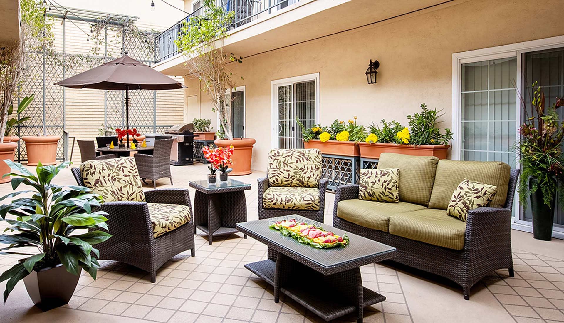 Encino Terrace Senior Living in Encino, CA - Main View