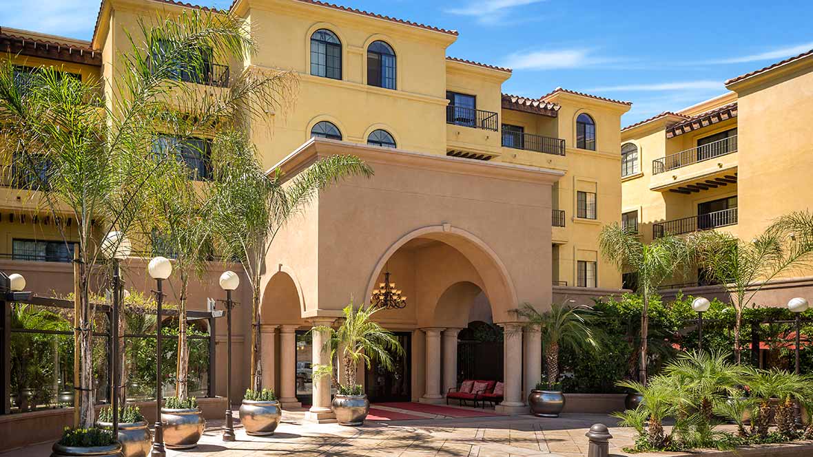 Atria Tarzana in Tarzana, CA - Main View