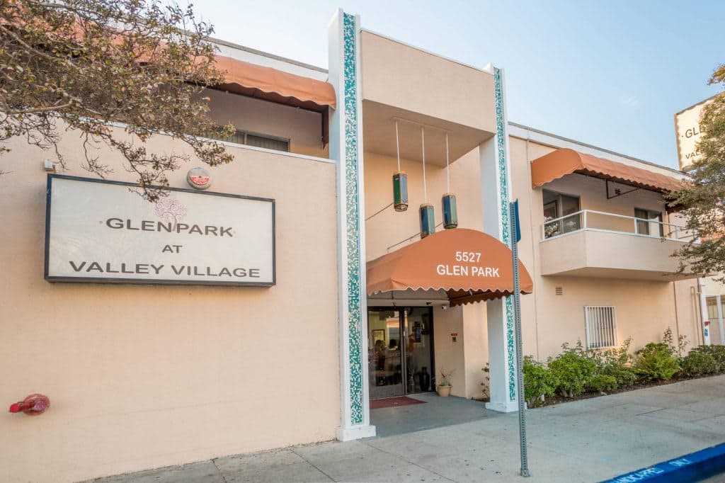 Glen Park At Valley Village in Valley Village, CA - Main View