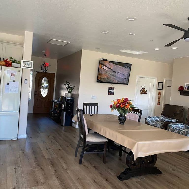 Silver Creek Assisted Living in Peoria, AZ - Main View
