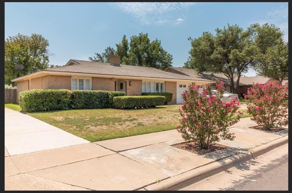 Silvertop Assisted Living in Lubbock, TX