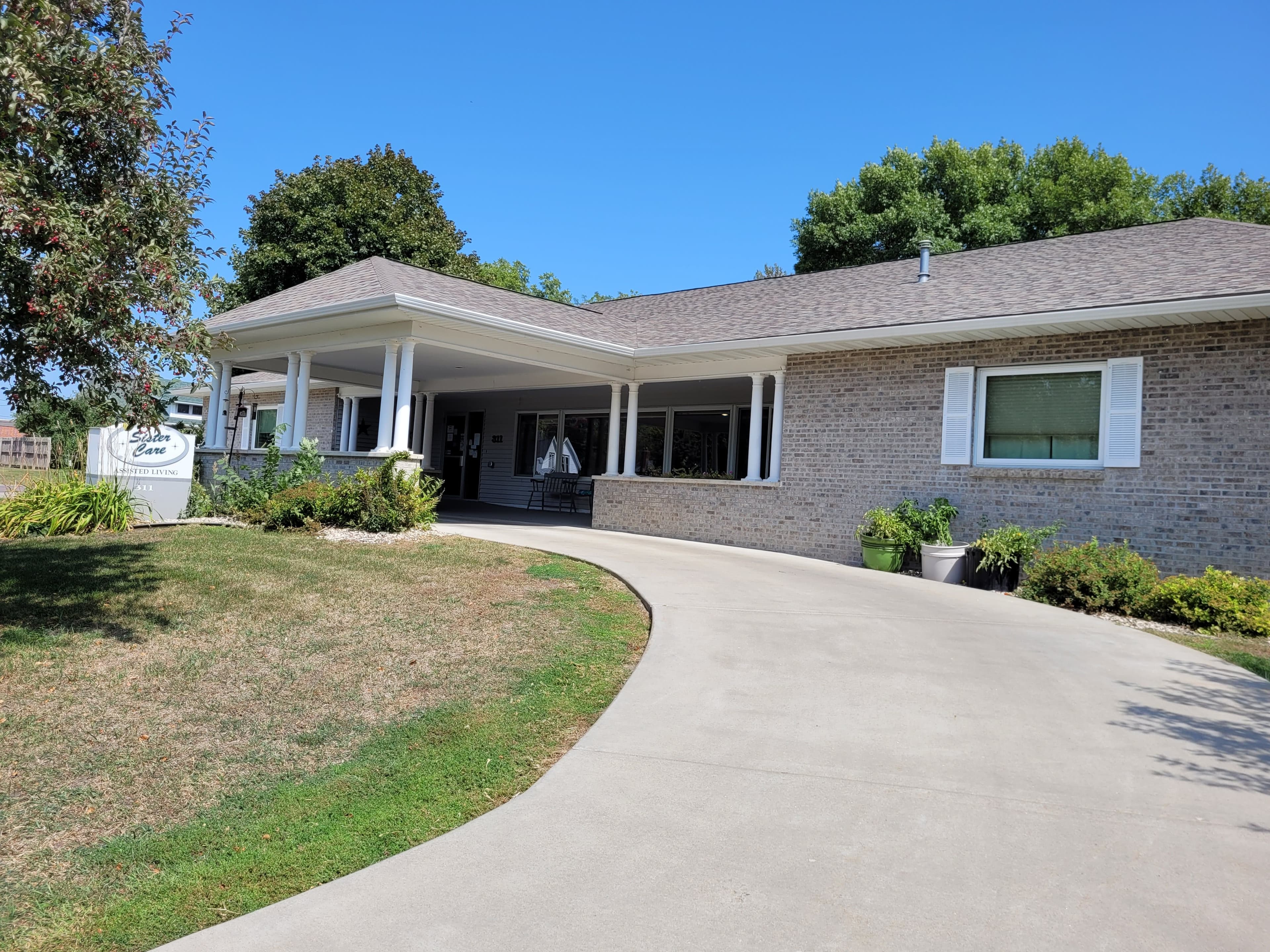 SisterCare in Blue Earth, MN - Main View