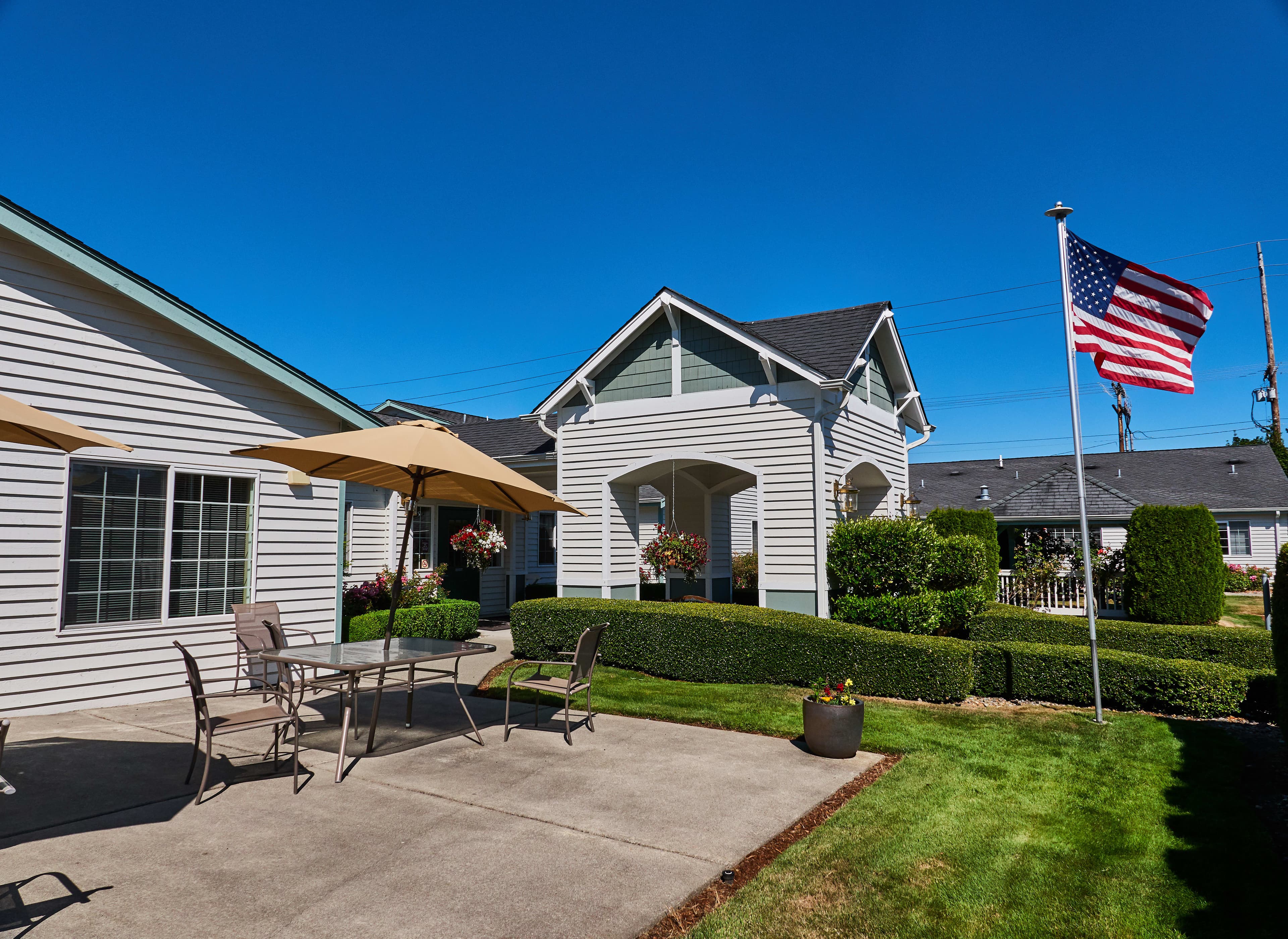 South Pointe Assisted Living in Everett, WA - Main View