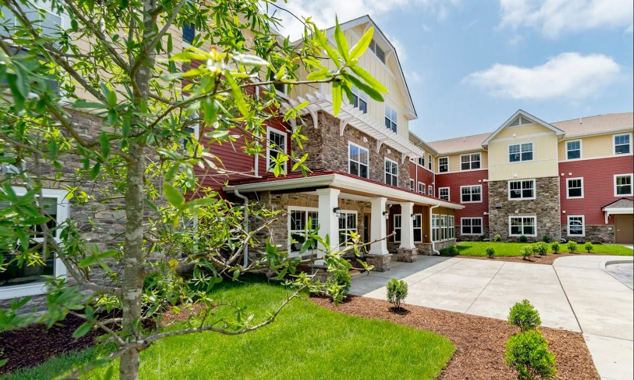 Southern Pines II Apartments LLC in Lusby, MD - Main View