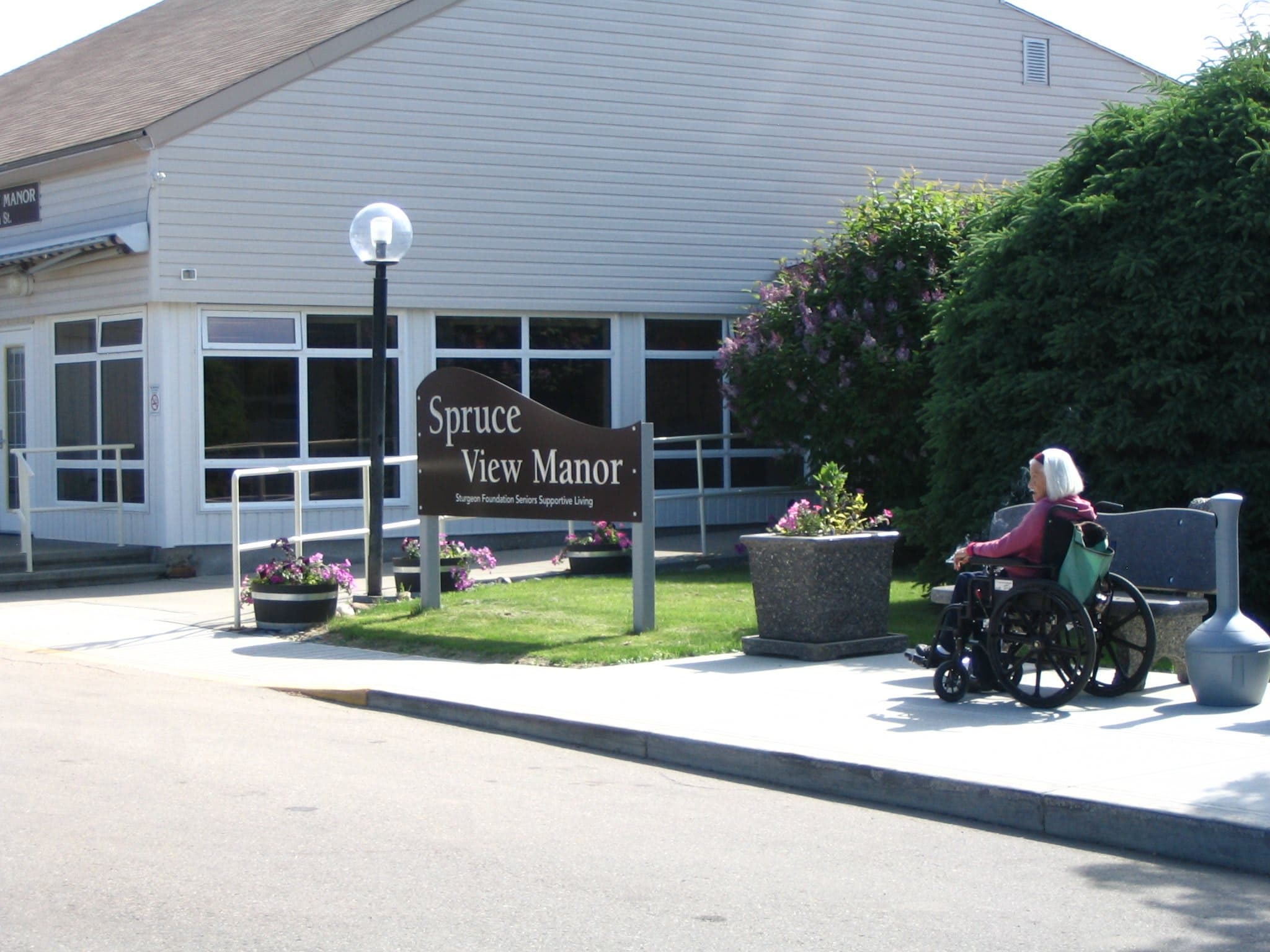 Spruce View Manor - Senior living in Gibbons, AB