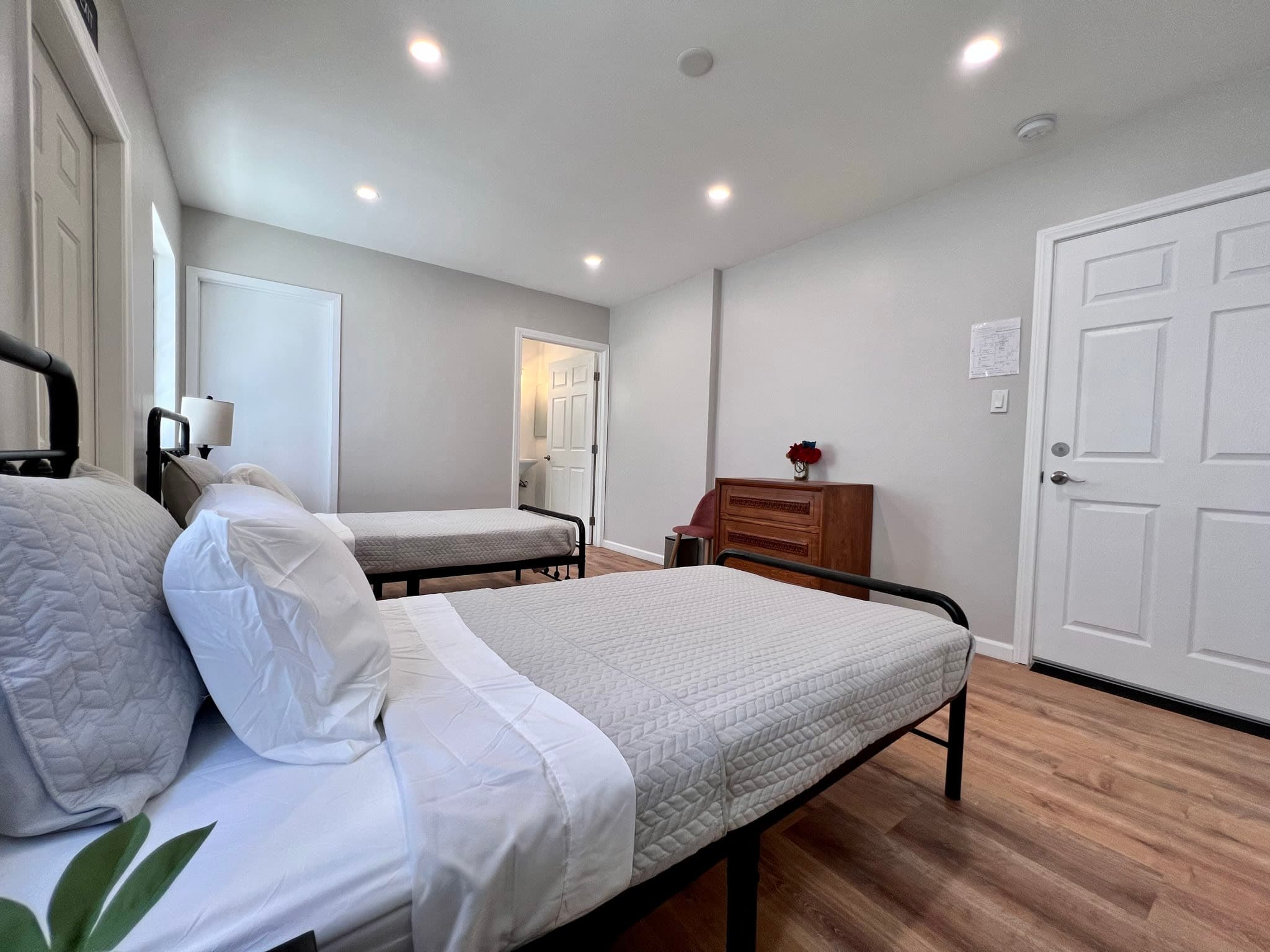 Well Senior Care in Tarzana, CA - Main View
