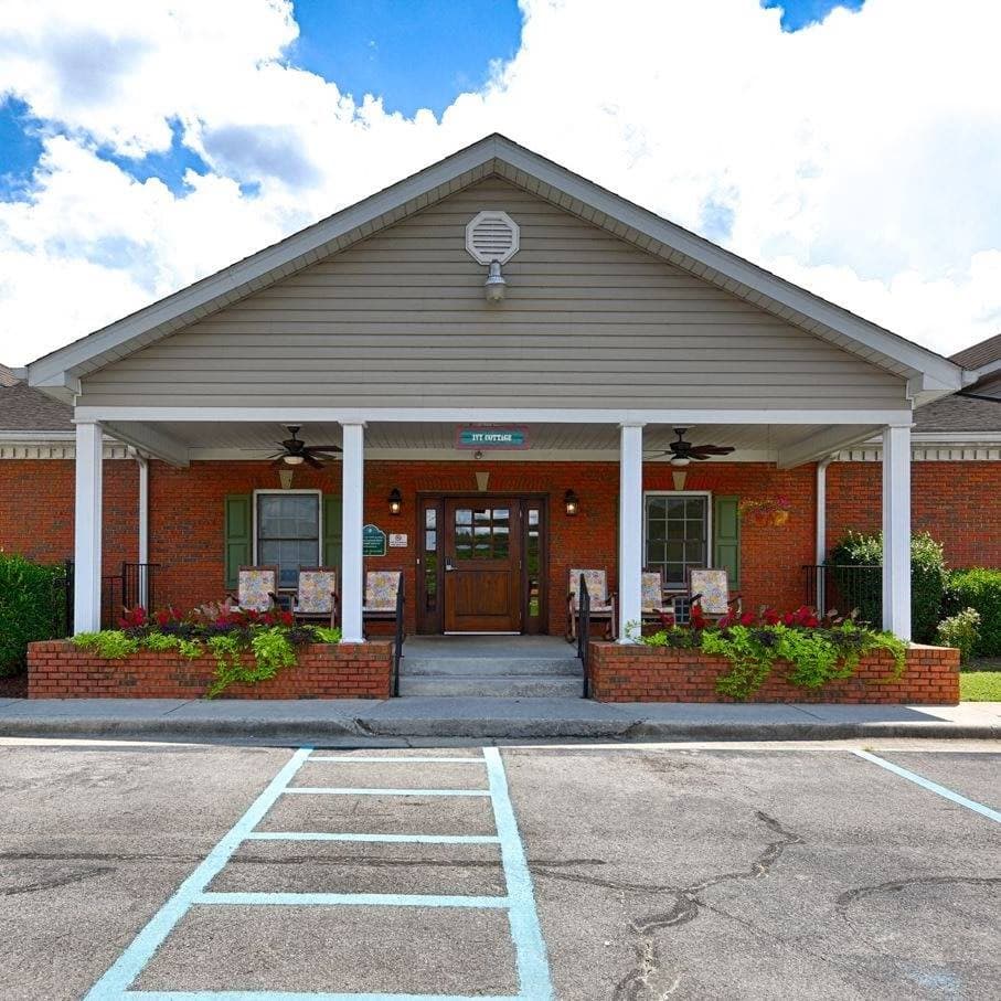 Star Pointe Senior Living in Huntsville, AL - Main View