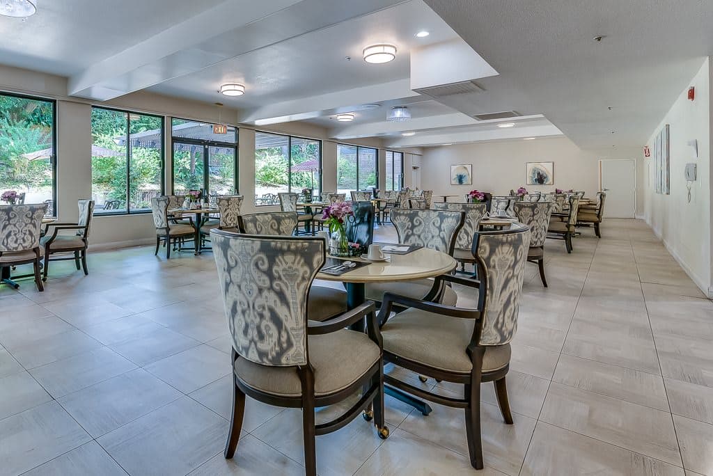 Northridge Valley Senior Living in Northridge, CA