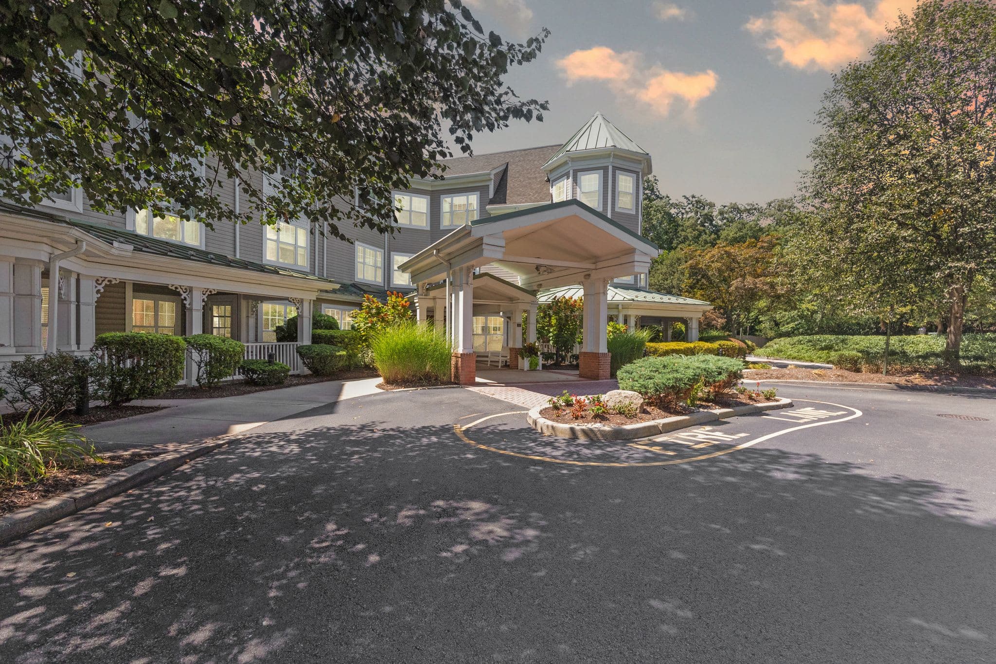 Sunrise of Paramus in Paramus, NJ