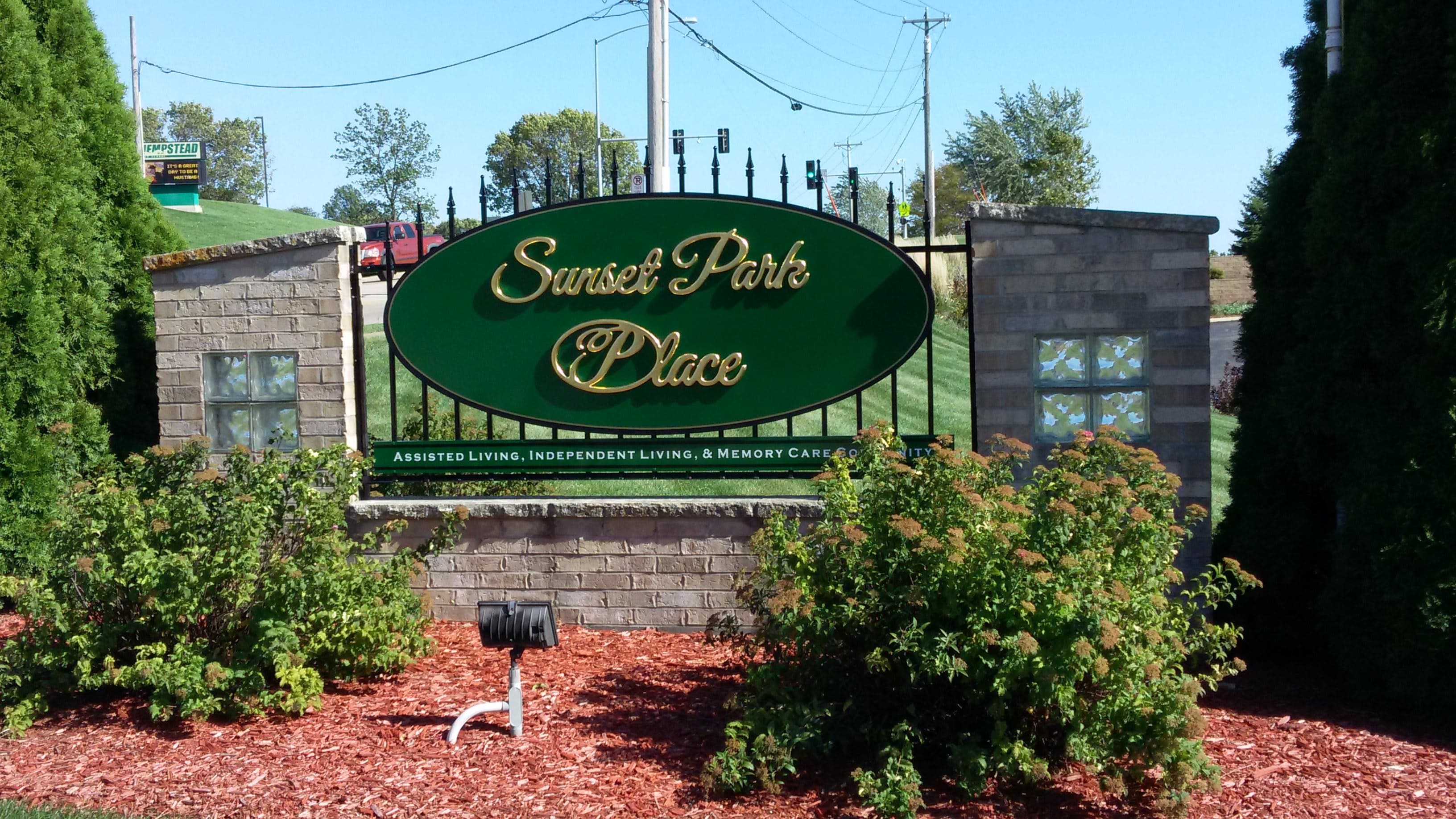Sunset Park Place in Dubuque, IA - Main View