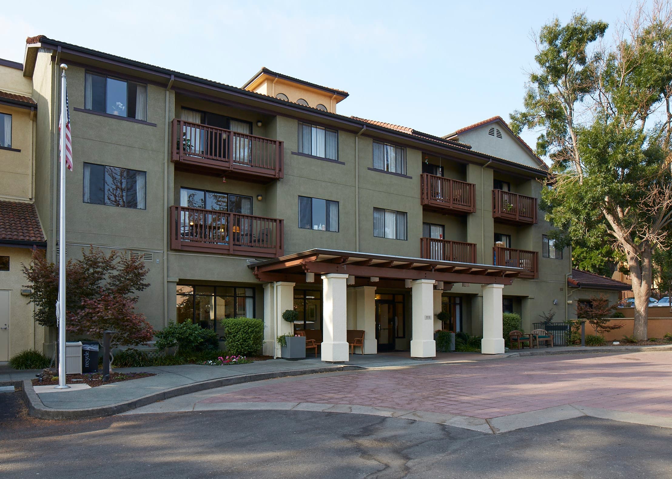 Drake Terrace in San Rafael, CA - Main View