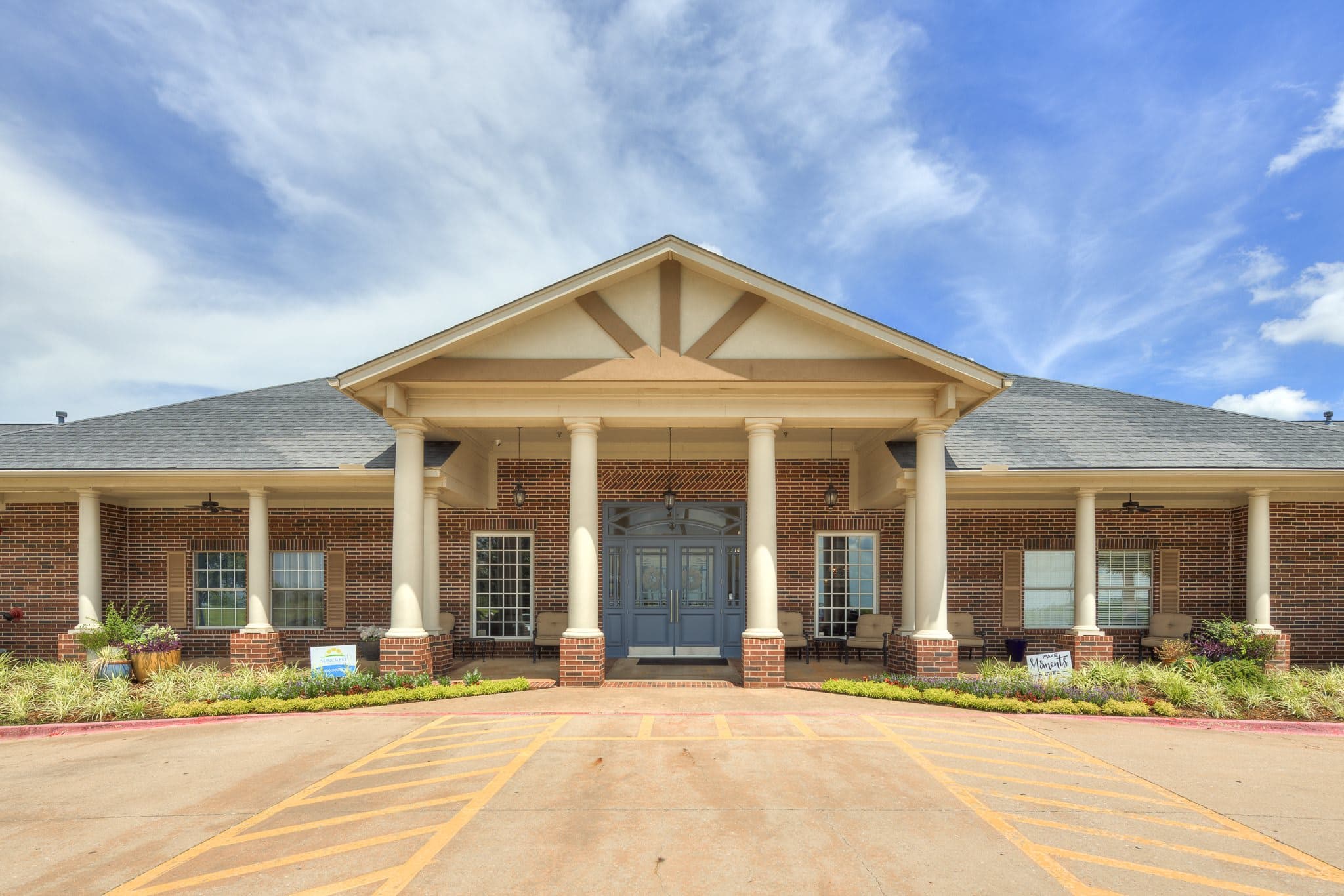 The Gardens at Quail Springs in Oklahoma City, OK - Main View