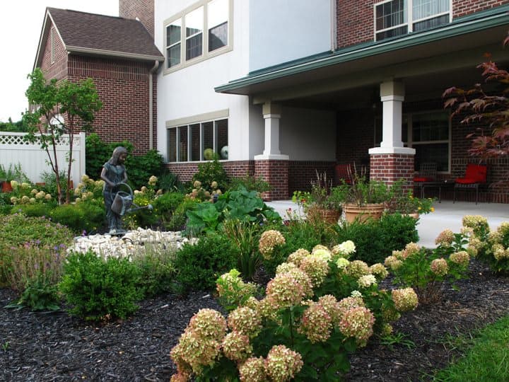 The Geraldine Schottenstein Cottage in Columbus, OH - Main View